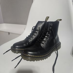 Dr. Martens